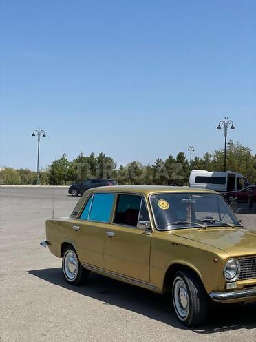 LADA (VAZ) 21011 1983, 300,000 km - 1.3 л - Gəncə