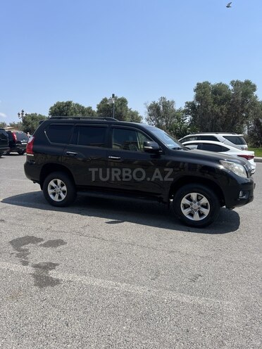 Toyota Land Cruiser Prado 2010, 305,000 km - 2.7 л - Bakı
