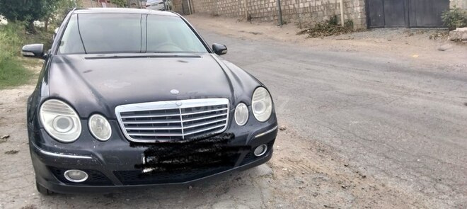 Mercedes E 200 2008, 670,000 km - 2.2 l - Bakı