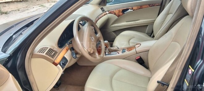 Mercedes E 200 2008, 670,000 km - 2.2 l - Bakı
