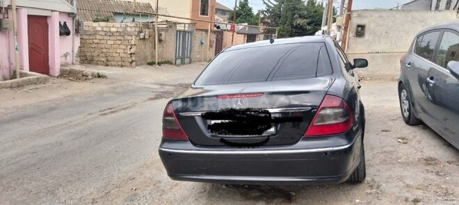 Mercedes E 200 2008, 670,000 km - 2.2 l - Bakı