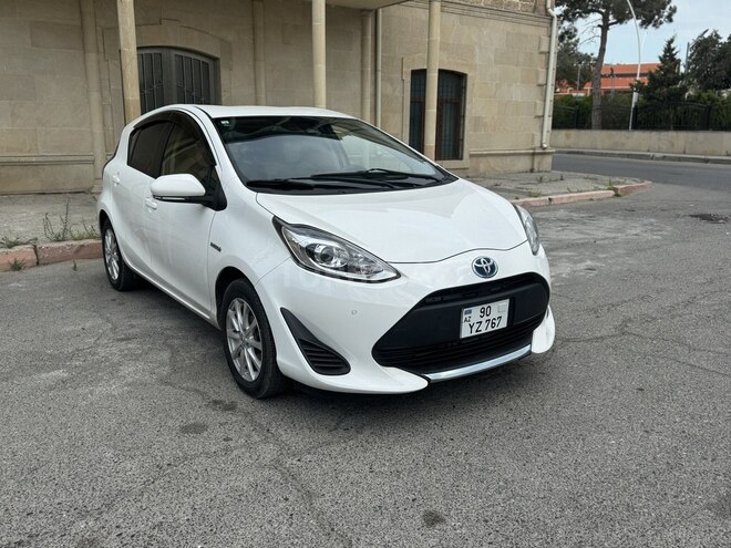 Toyota Aqua 2019, 88,000 km - 1.5 l - Bakı