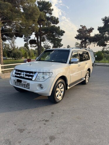 Mitsubishi Pajero 2012, 362,000 km - 3.5 л - Bakı