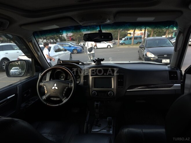Mitsubishi Pajero 2012, 362,000 km - 3.5 л - Bakı