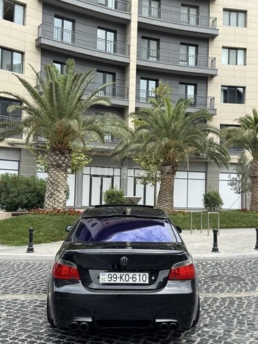 BMW 525 2003, 320,000 km - 2.5 l - Bakı