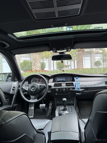 BMW 525 2003, 320,000 km - 2.5 l - Bakı