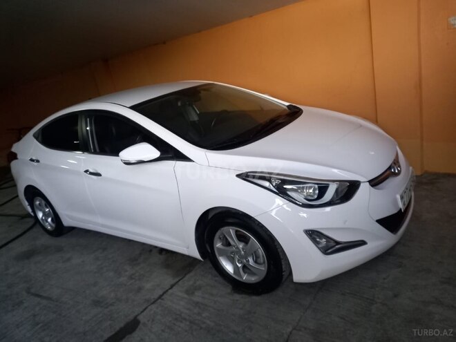 Hyundai Avante 2015, 280,000 km - 1.6 л - Bakı