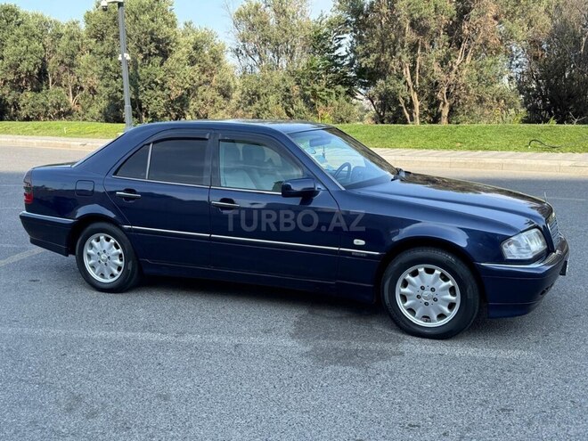 Mercedes C 240 1997, 323,599 km - 2.6 l - Masallı