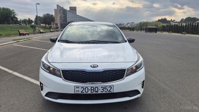 Kia Forte 2016, 228,527 km - 2.0 l - Gəncə