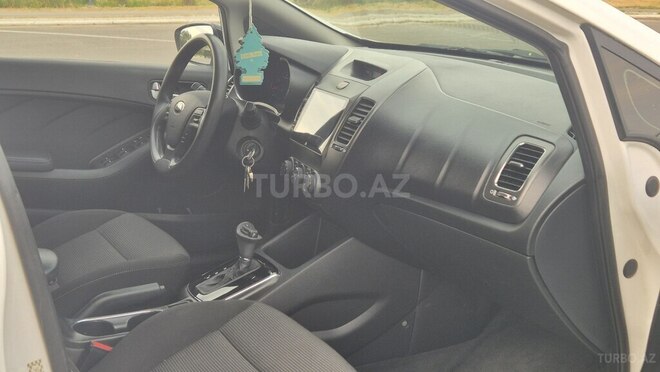 Kia Forte 2016, 228,527 km - 2.0 l - Gəncə