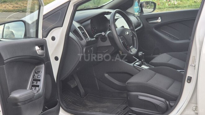 Kia Forte 2016, 228,527 km - 2.0 l - Gəncə