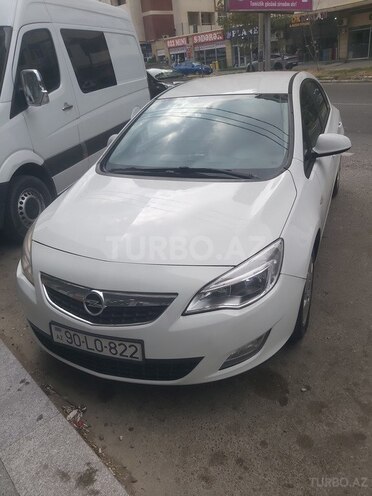Opel Astra 2011, 194,000 km - 1.6 l - Bakı