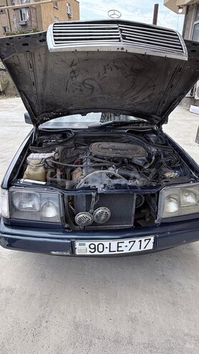 Mercedes E 200 1991, 422,635 km - 2.0 l - Bakı