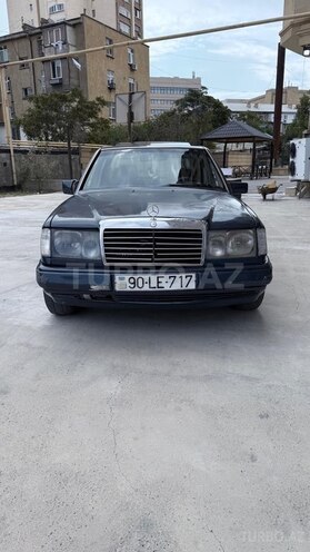 Mercedes E 200 1991, 422,635 km - 2.0 l - Bakı