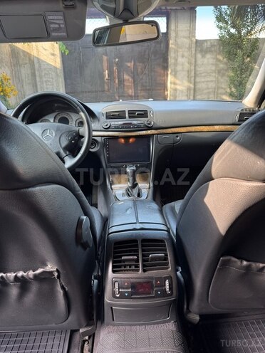 Mercedes E 270 2004, 306,000 km - 2.7 л - Bərdə