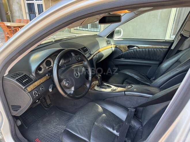 Mercedes E 270 2004, 306,000 km - 2.7 л - Bərdə