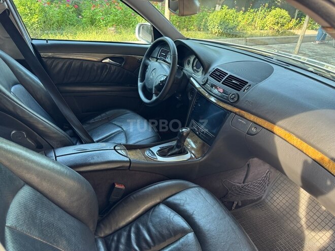 Mercedes E 270 2004, 306,000 km - 2.7 л - Bərdə