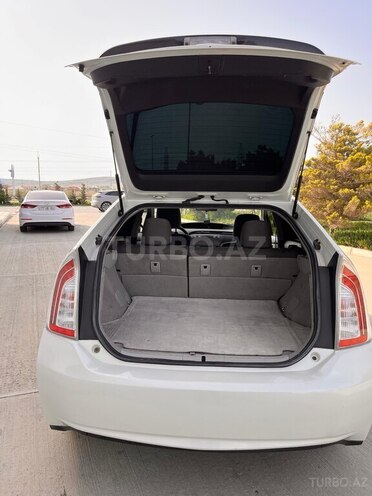 Toyota Prius 2014, 250,000 km - 1.8 l - Bakı