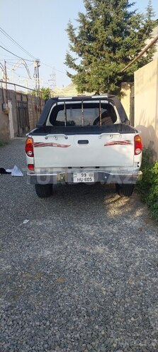 Mitsubishi L200 2007, 250,000 km - 2.5 l - Bakı