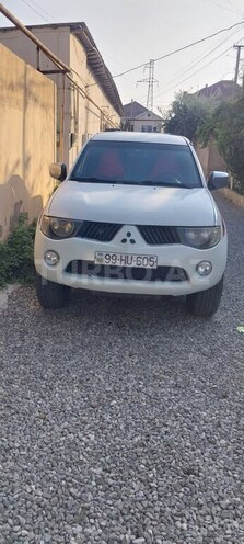 Mitsubishi L200 2007, 250,000 km - 2.5 l - Bakı