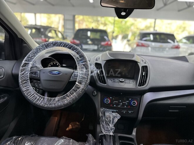 Ford Escape-9