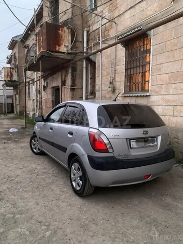 Kia Rio 2009, 214,030 km - 1.4 l - Gəncə