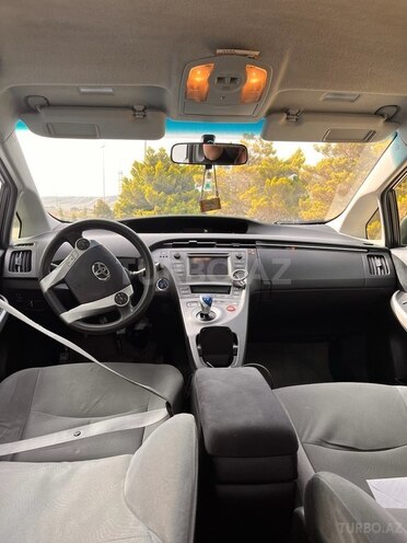 Toyota Prius 2014, 250,000 km - 1.8 l - Bakı