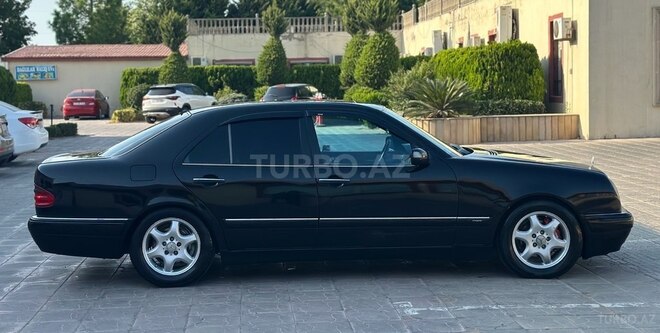 Mercedes E 200 2000, 254,778 km - 2.0 l - Bakı