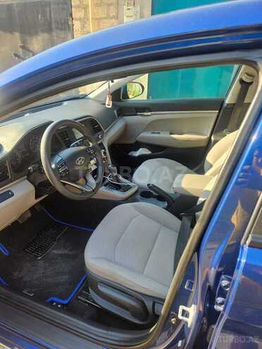 Hyundai Elantra 2019, 141,300 km - 2.0 l - Bakı