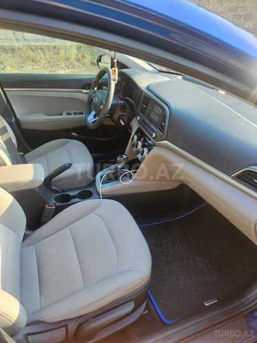 Hyundai Elantra 2019, 141,300 km - 2.0 l - Bakı
