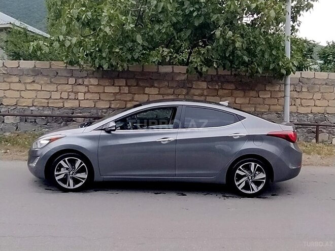 Hyundai Elantra 2015, 161,000 km - 1.8 l - Şəki