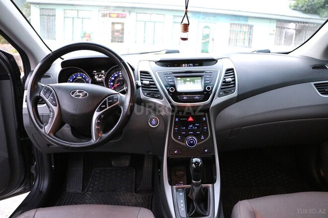 Hyundai Elantra 2015, 161,000 km - 1.8 l - Şəki