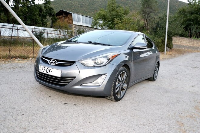 Hyundai Elantra 2015, 161,000 km - 1.8 l - Şəki