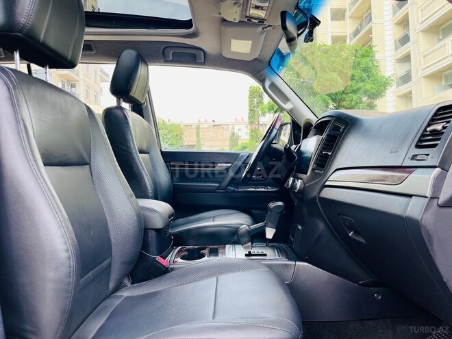 Mitsubishi Pajero 2011, 144,000 km - 3.5 l - Bakı