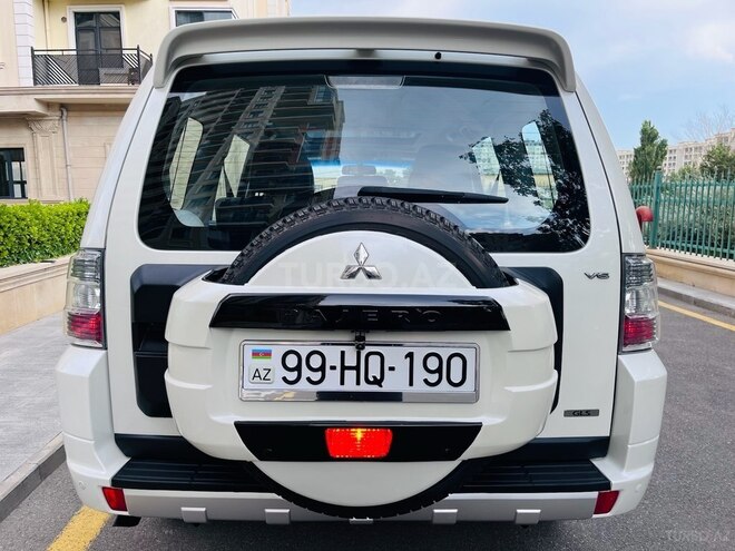 Mitsubishi Pajero 2011, 144,000 km - 3.5 l - Bakı