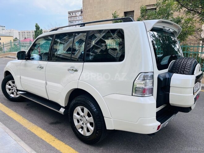 Mitsubishi Pajero 2011, 144,000 km - 3.5 l - Bakı