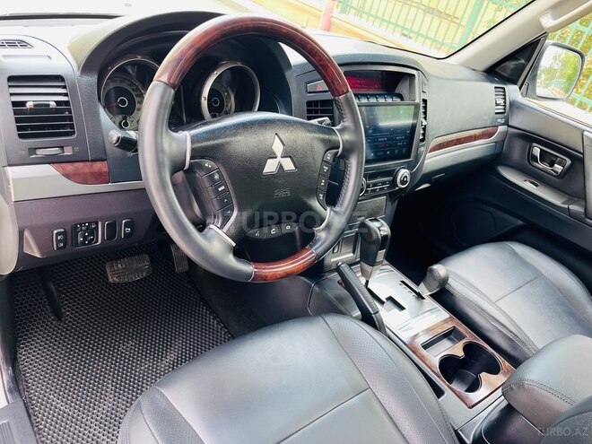 Mitsubishi Pajero 2011, 144,000 km - 3.5 l - Bakı