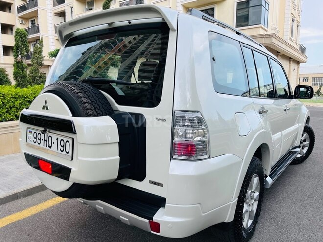 Mitsubishi Pajero 2011, 144,000 km - 3.5 l - Bakı