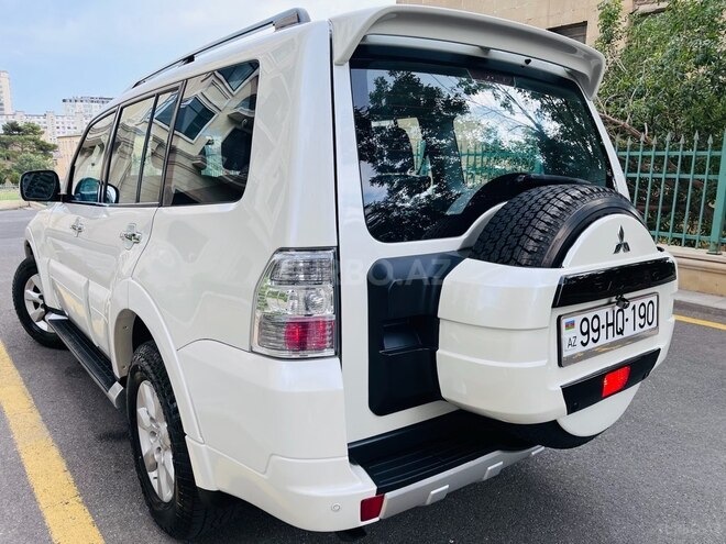 Mitsubishi Pajero 2011, 144,000 km - 3.5 l - Bakı