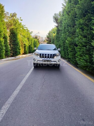 Toyota Land Cruiser Prado 2013, 128,200 km - 2.7 л - Bakı