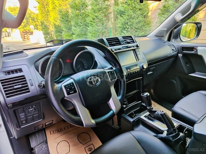 Toyota Land Cruiser Prado 2013, 128,200 km - 2.7 л - Bakı