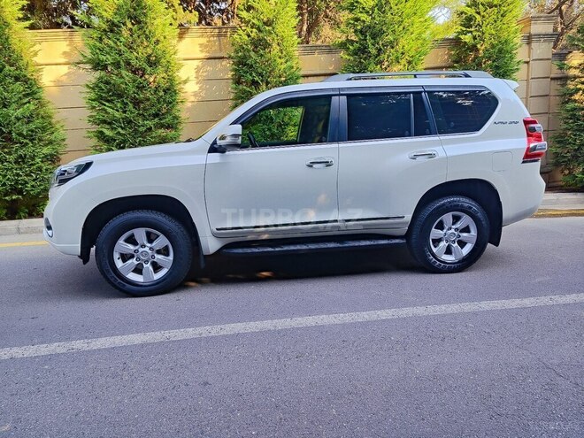 Toyota Land Cruiser Prado 2013, 128,200 km - 2.7 л - Bakı