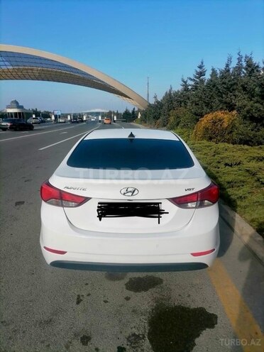 Hyundai Avante 2015, 280,000 km - 1.6 л - Bakı