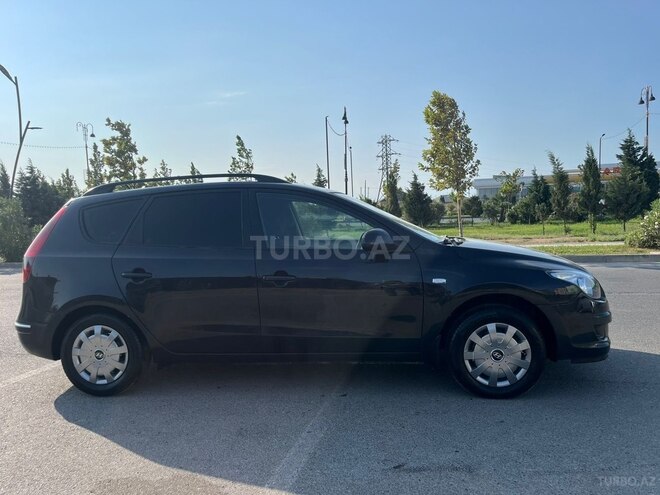 Hyundai i30 2009, 293,500 km - 1.6 l - Sumqayıt