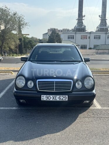 Mercedes E 240 1998, 198,000 km - 2.4 l - Bakı