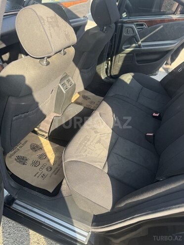 Mercedes E 240 1998, 198,000 km - 2.4 l - Bakı
