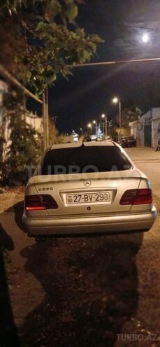 Mercedes E 220 1997, 595,850 km - 2.2 l - Bakı