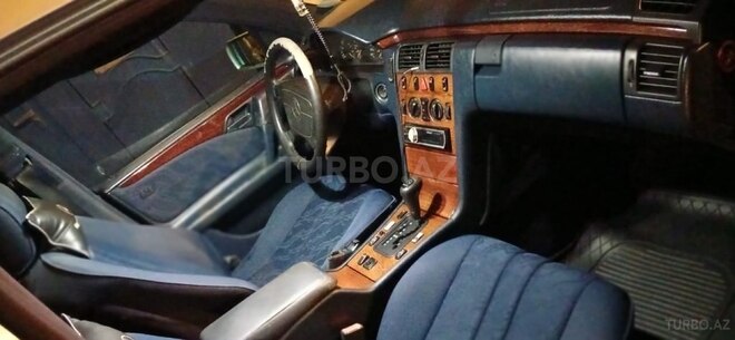 Mercedes E 220 1997, 595,850 km - 2.2 l - Bakı