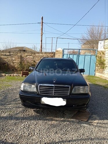 Mercedes C 220 2000, 300,000 km - 2.1 l - Sumqayıt