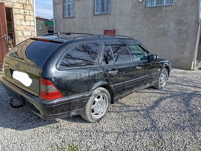 Mercedes C 220 2000, 300,000 km - 2.1 l - Sumqayıt